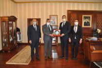 Kırıkkale Valimiz Sn. Yunus Sezer’e Kırıkkale Turizminin geliştirilmesi ile ilgili gerçekleştirdiğimiz ziyaretimiz